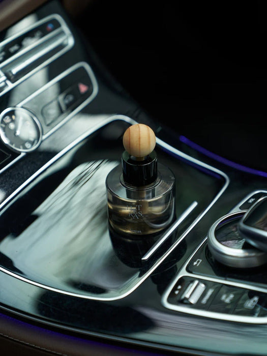 hetras. Premium Car Diffuser 77ml x 2  (No. 7 Hotel Wood)