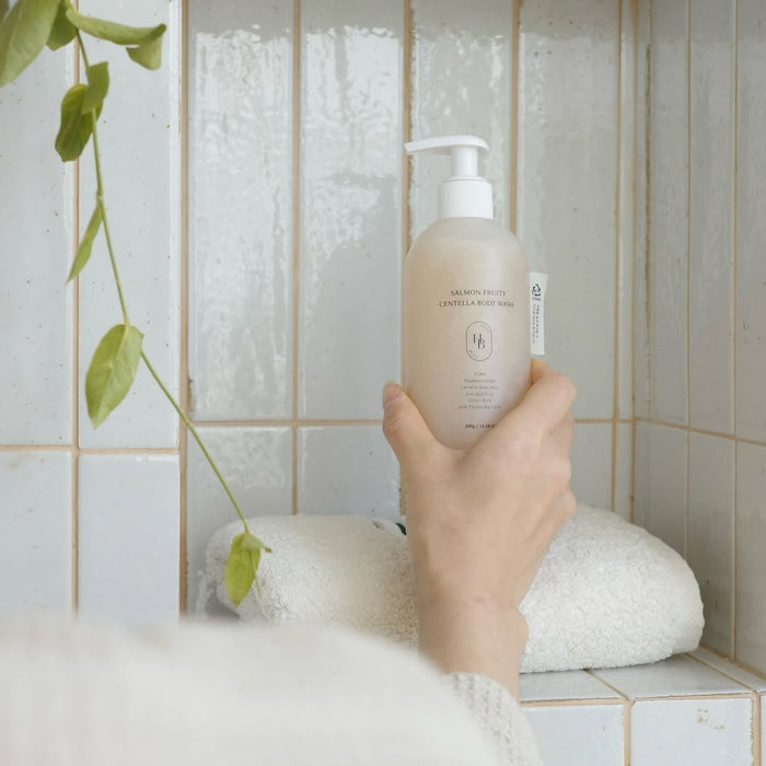 HEVEBLUE Salmon Fruity Centella Body Wash 300ml